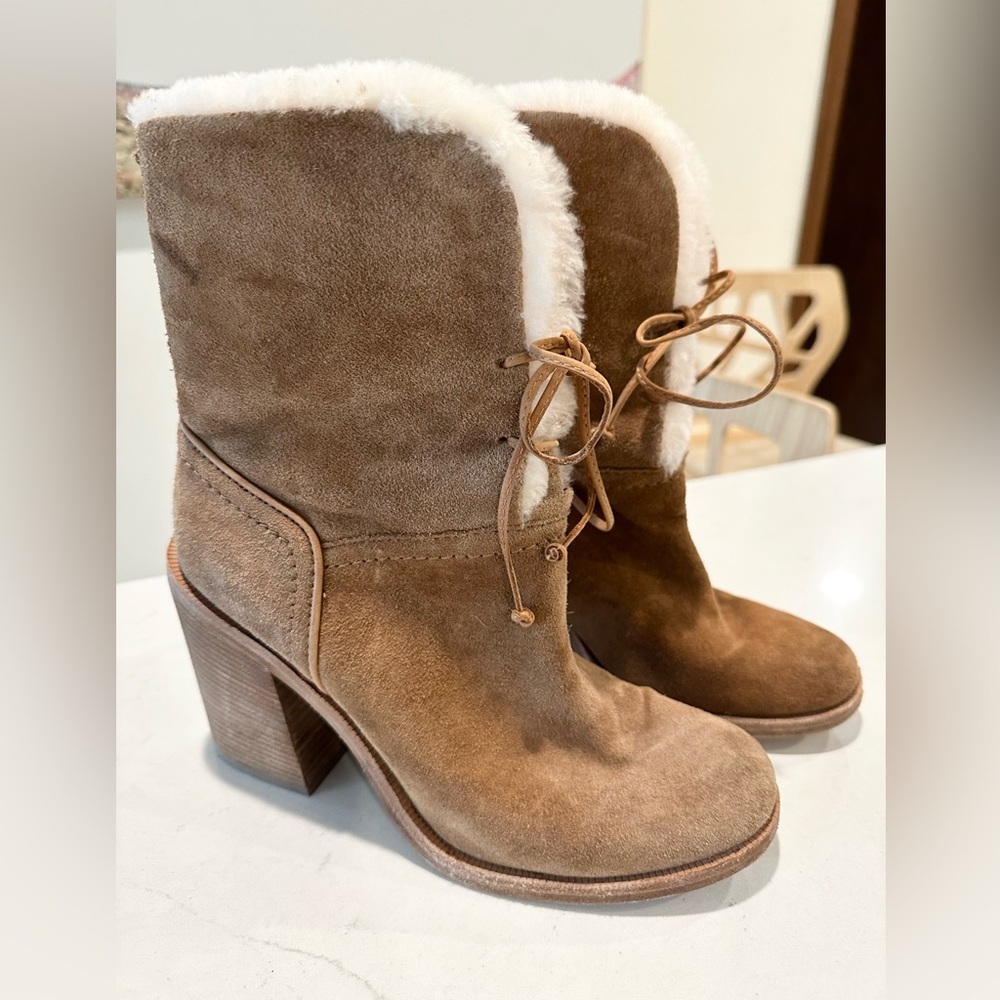 UGG Jerene Shearling Suede tan heeled tie up Boots 7